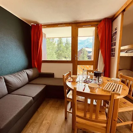 Apartment Vallandry: 2 Pieces 34m², 4 Pers, Proche Pistes Et Centre, Casier A Skis - Fr-1-757-118 Landry